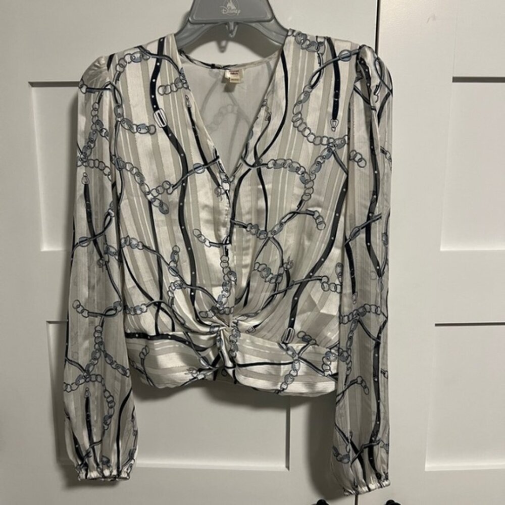 Cropped Chain Print Sheer Blouse